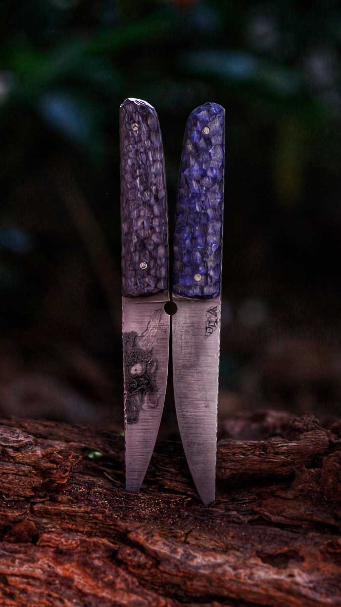 EDC_medium_with_image_on_blade_JUMA.jpg